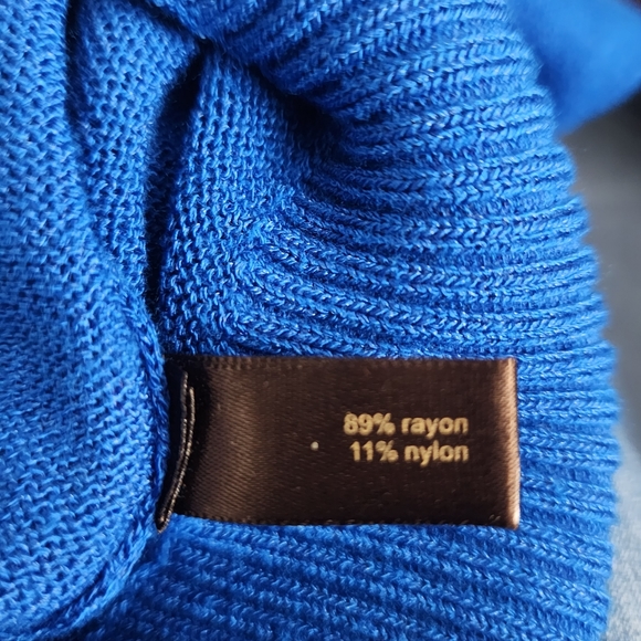 The Limited Blue Long Sweater Top size xs - Picture 6 of 6